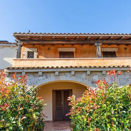 Iss Travel Apartaments, Via Del Tirreno 300 M From La Cinta 3* San Teodoro (Sardinia)